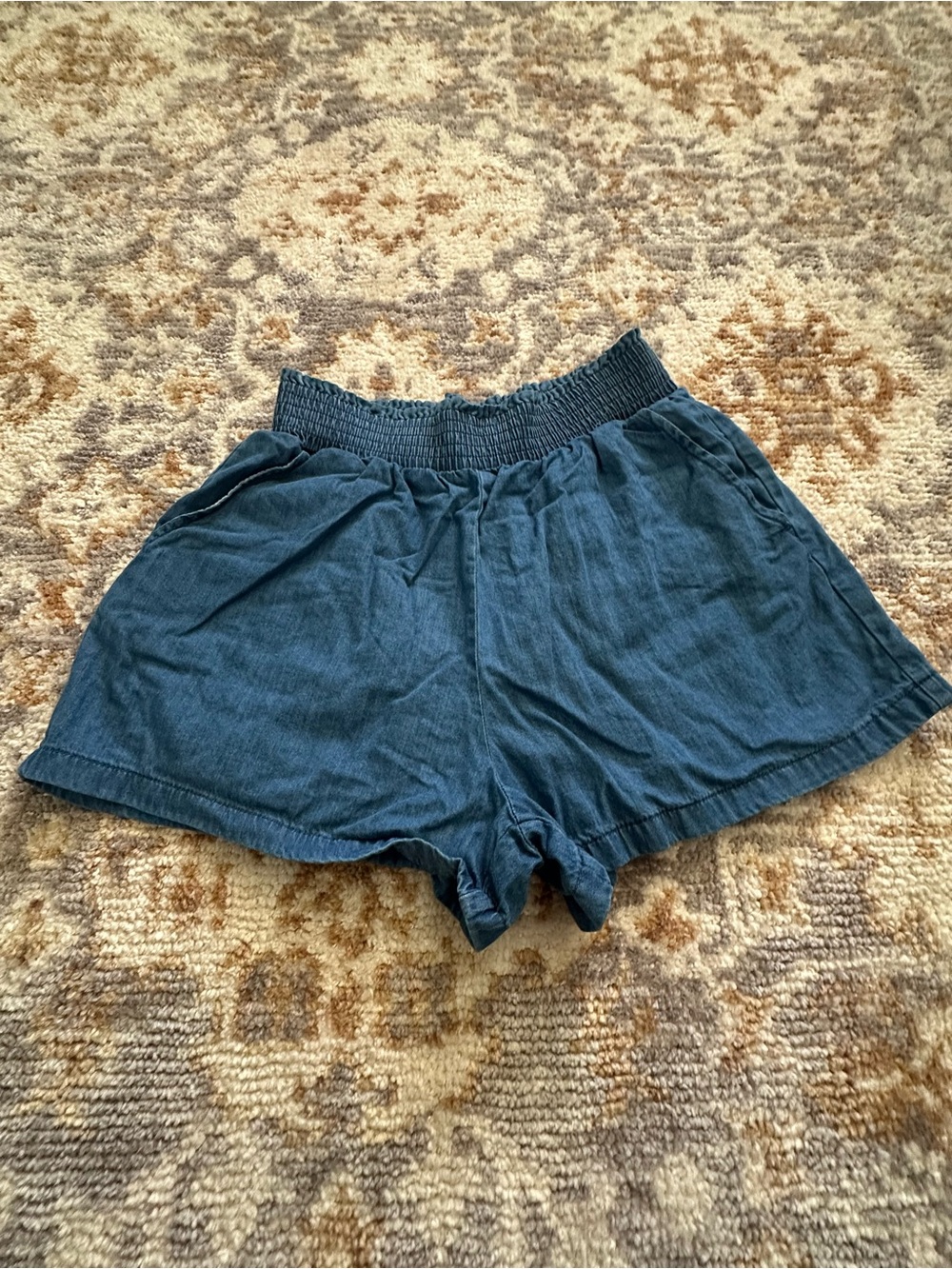 Women's Elastic-Waist denim Shorts